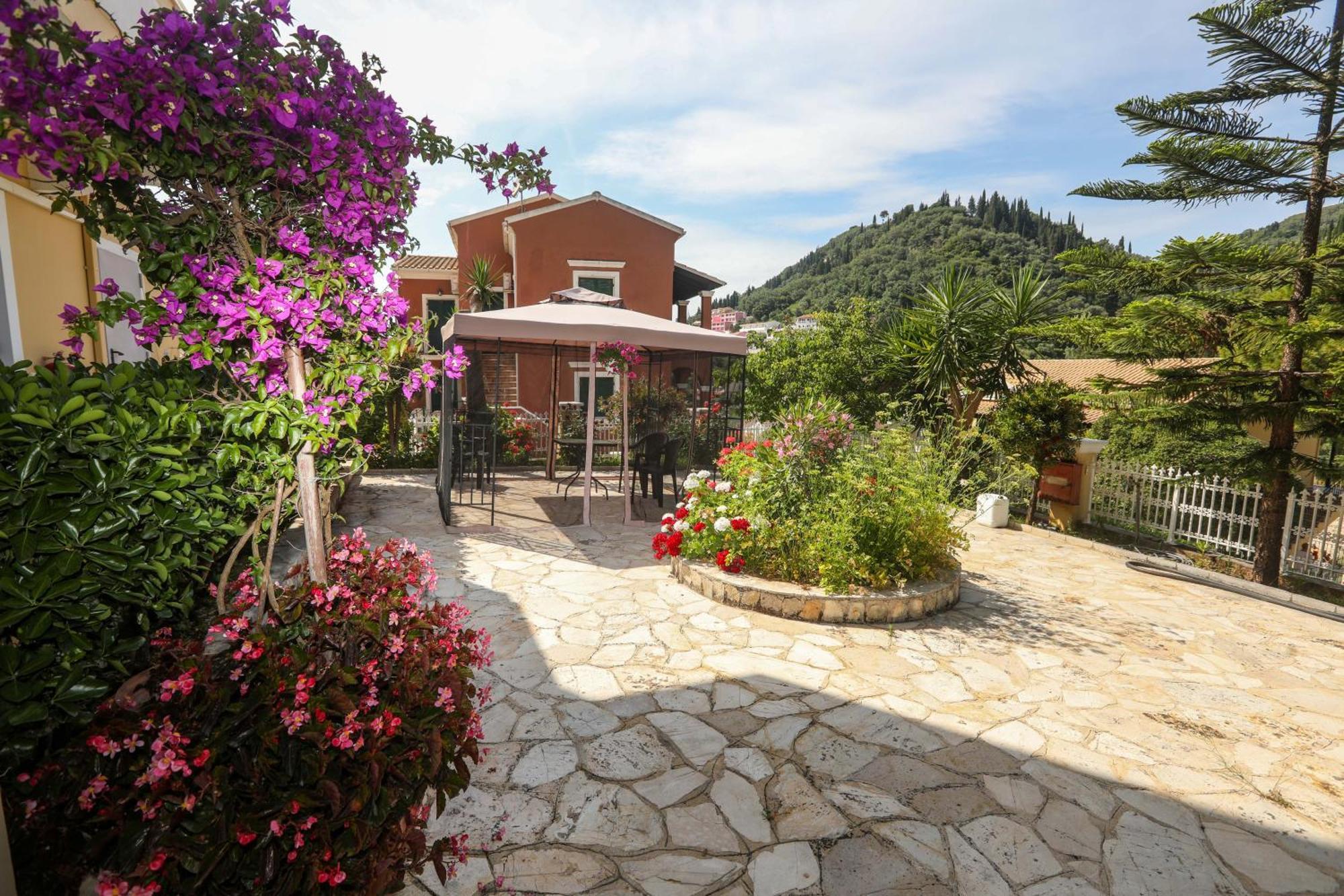 Marina Apartments, Agios Gordios  Exteriör bild