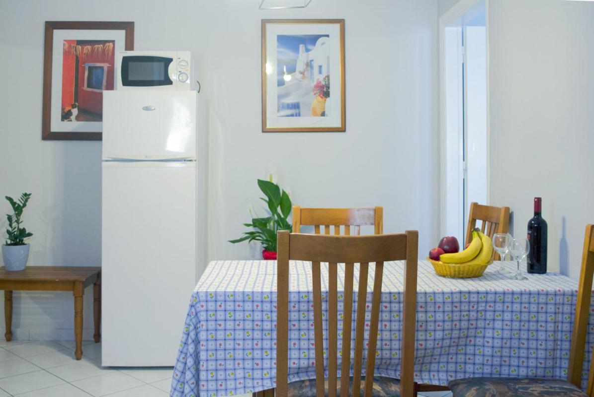 Marina Apartments, Agios Gordios  Exteriör bild