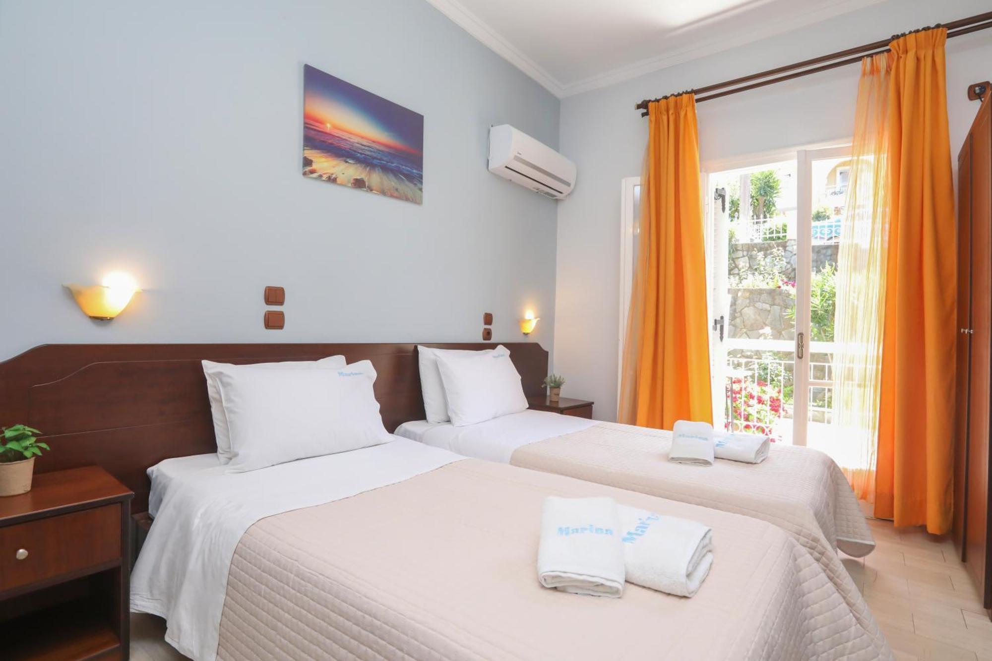 Marina Apartments, Agios Gordios  Exteriör bild